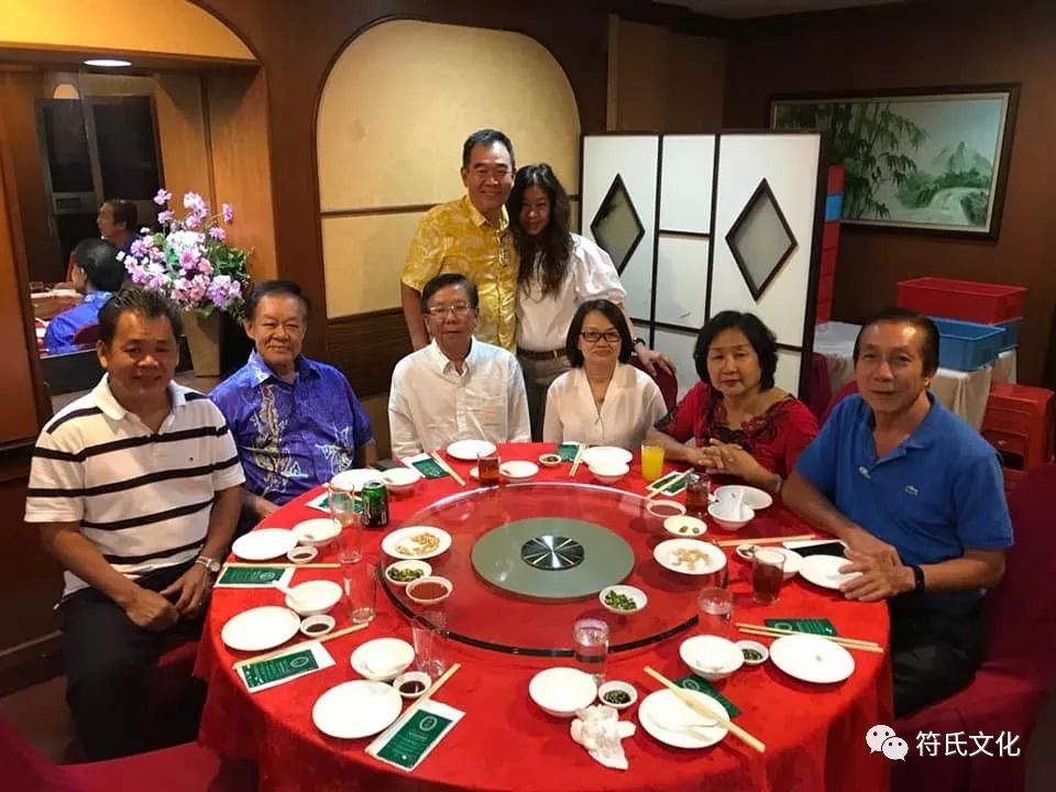 署理总会长兹菡(吉兰丹)副会长朝安(北马,敦顺(马六甲,永光