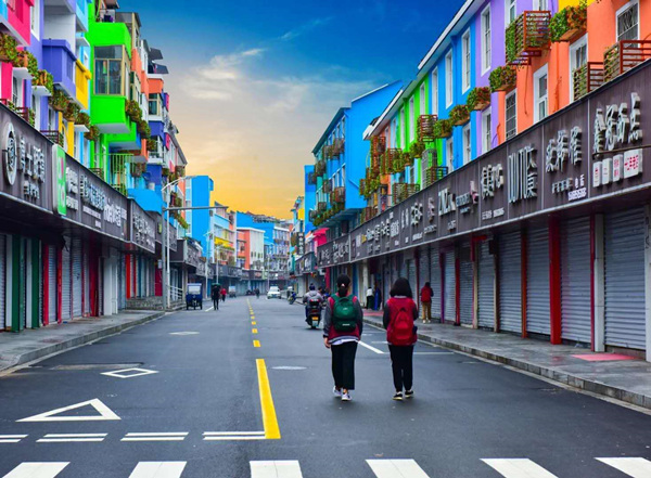 宁波莼湖镇有条色彩斑斓的网红街