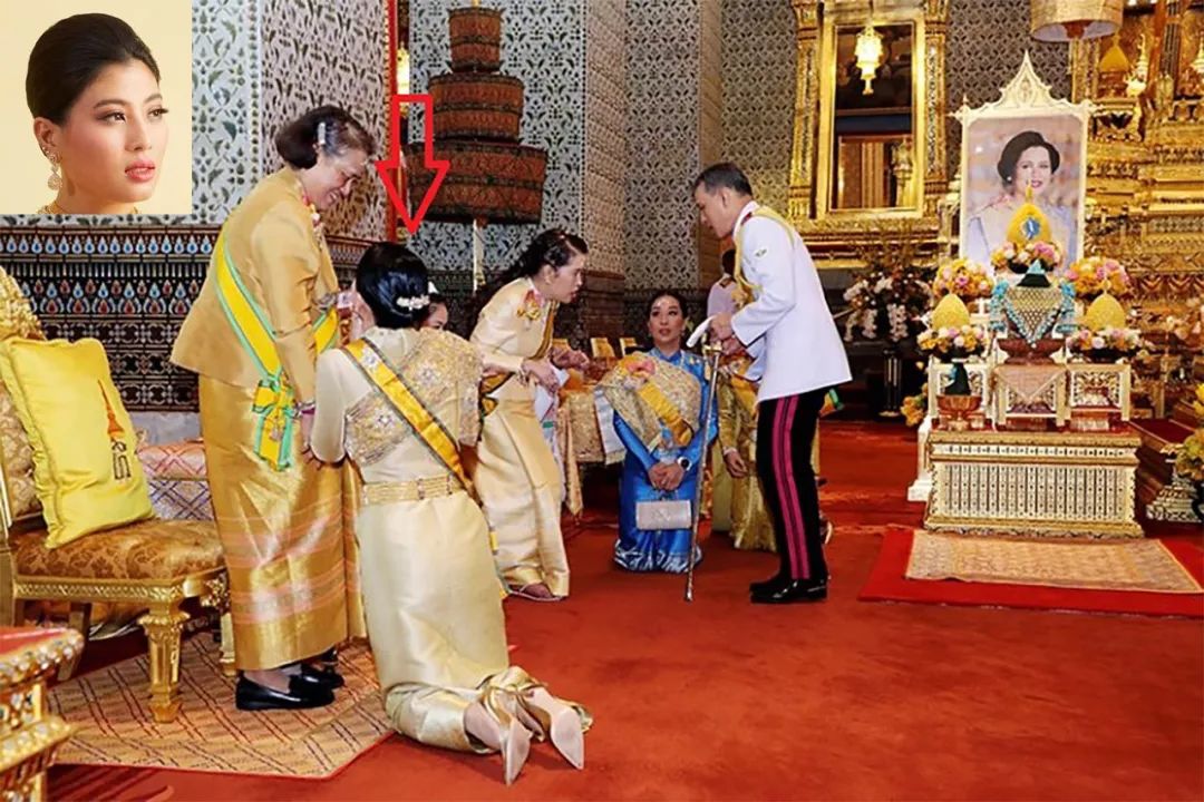 siriwannawari nariratana公主用自己手机拍摄了后妈"首秀",并且是在