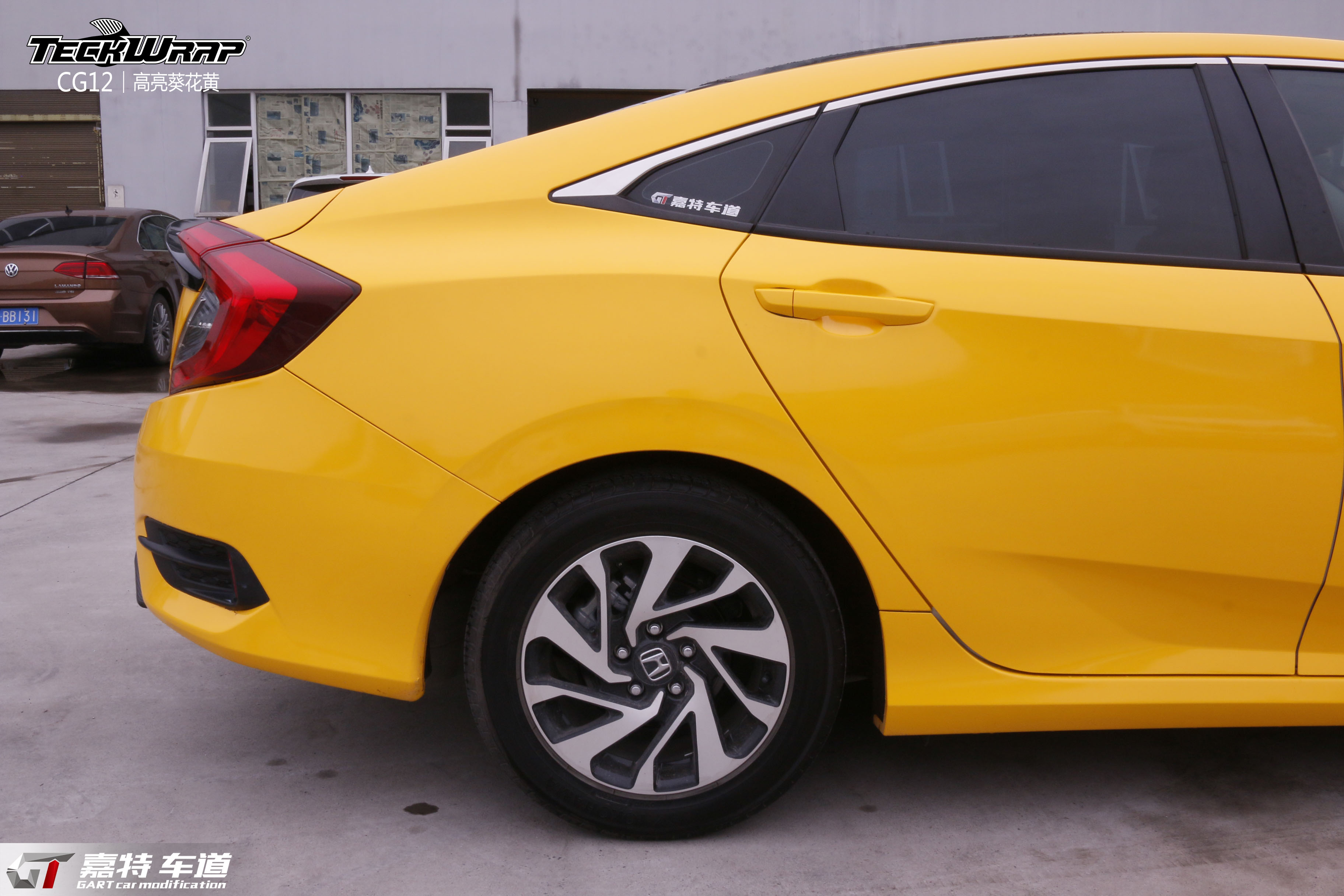 本田十代思域汽车改色贴膜teckwrap美国秃鹰cg12高亮葵花黄