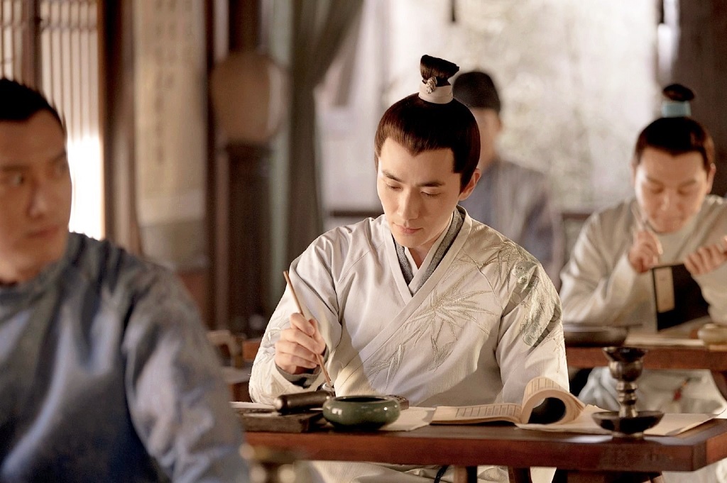 在古代,进士,举人以及秀才,相当于现在什么层次的人