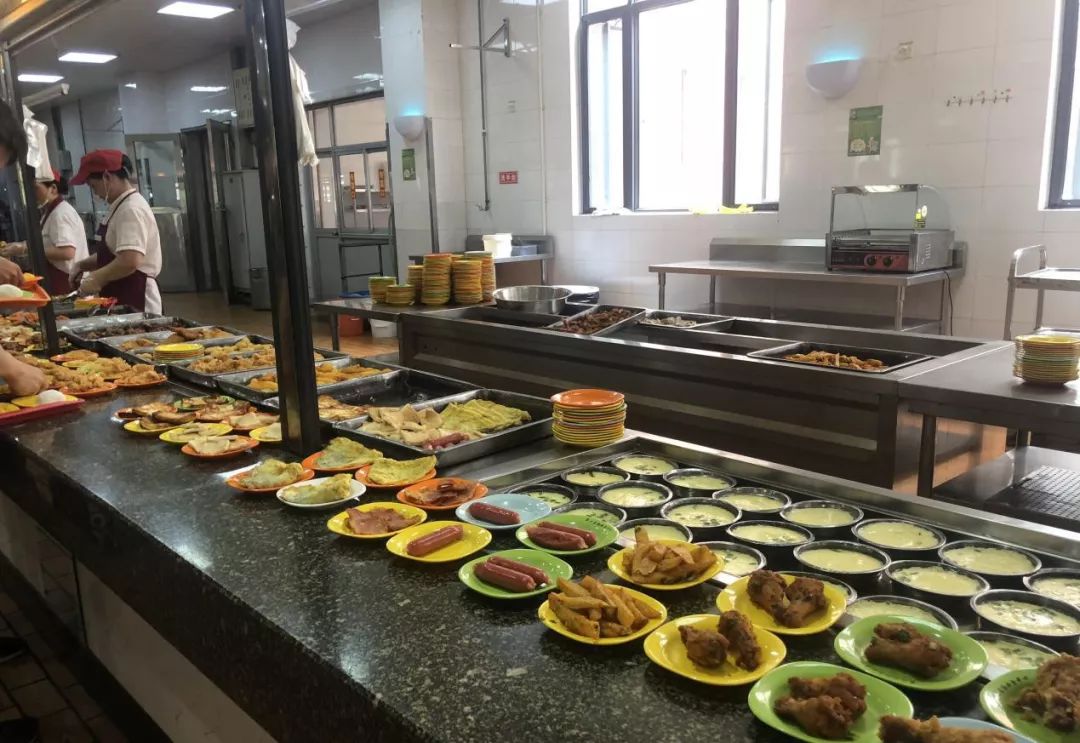 微博热搜制造机断网电竞拿第一这是你还不知道的集美大学