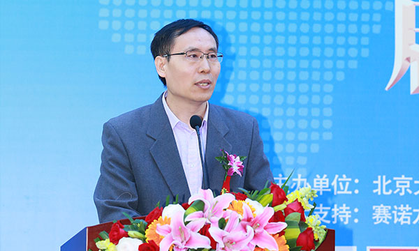 北京协和医院左亚刚教授参与第二期美丽黄皮肤疤痕胎记救助