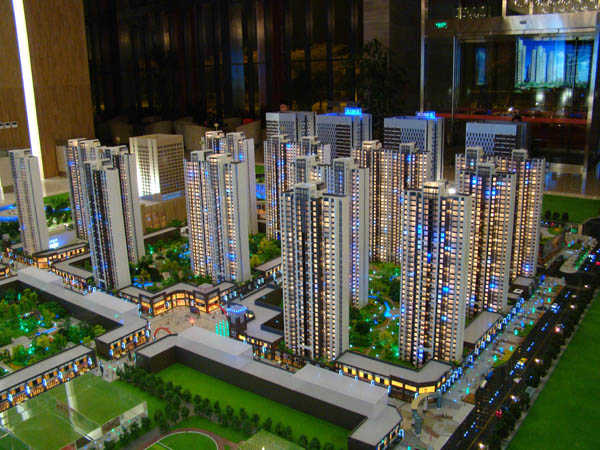 六,周边根据相关法律规定,开发商对沙盘模型内关于楼盘内具体情景的