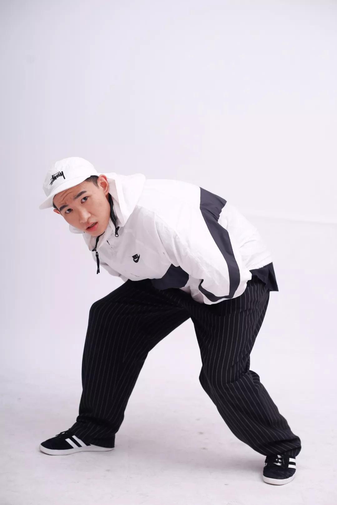 贵族街舞ceo谭松从打工仔到ceo耗时10年by知晓人物