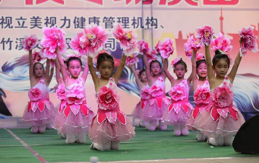 竹溪这地方人从众?尽是美色!_舞蹈