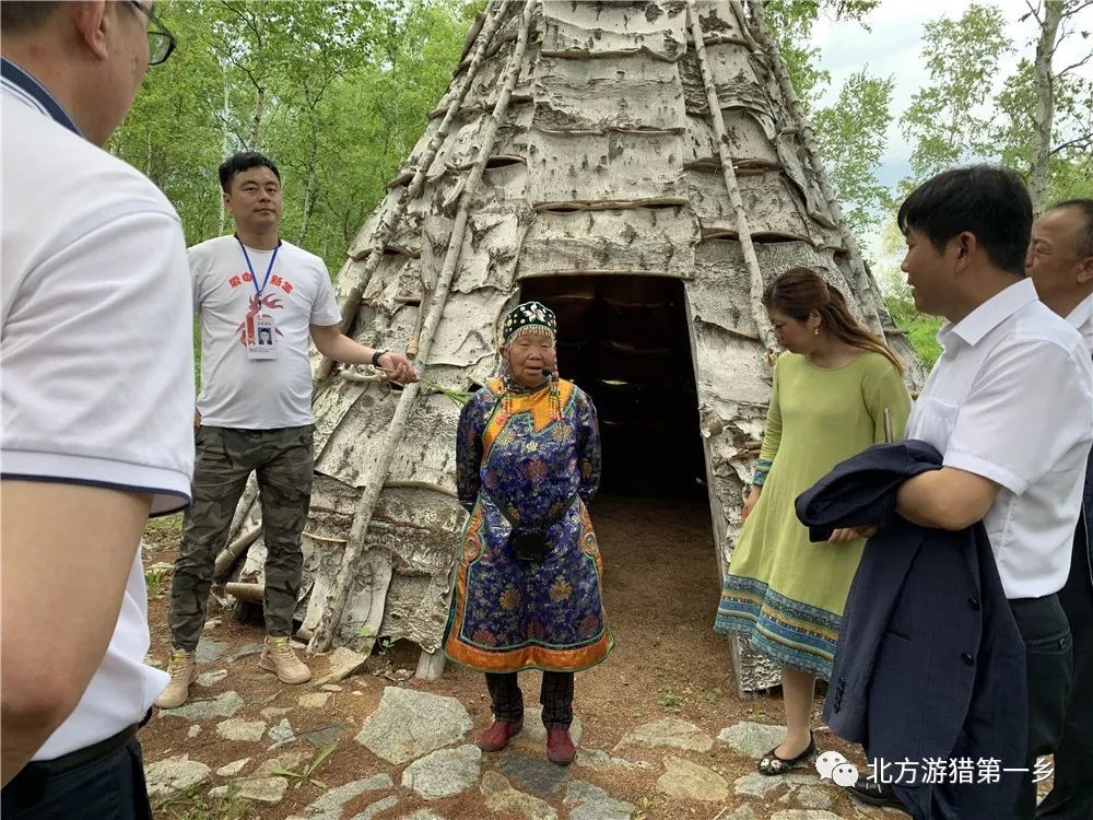 就算大雨让整座城市颠倒古伦木沓依旧热情不减激情不散