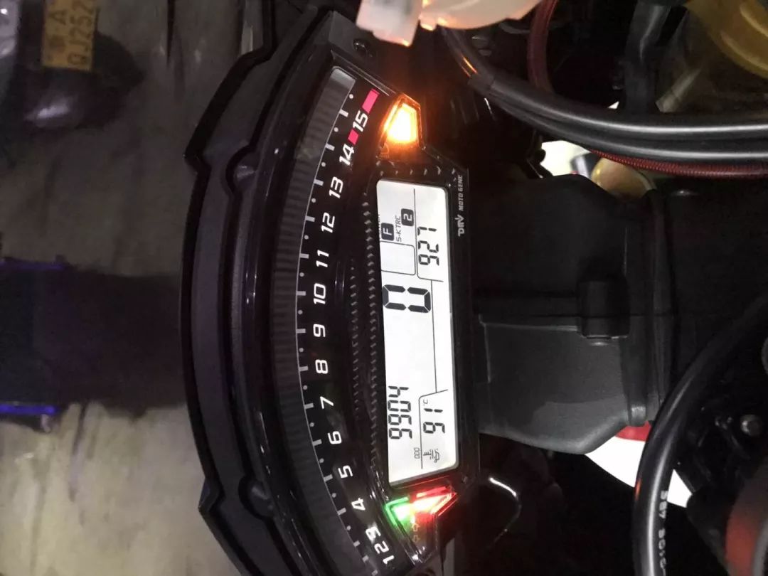 转让苏州2015大贸川崎zx10r大牛