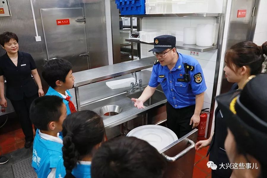 亲身体验听说高米店今天来了一帮小城管