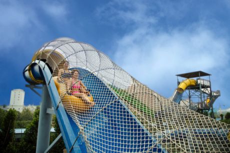 奥帕拉拉水上乐园,中国中部引领潮流的水上乐园.