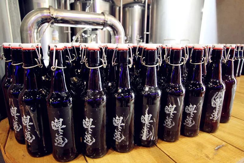 走进龙啤道,就走进了啤酒的世界!