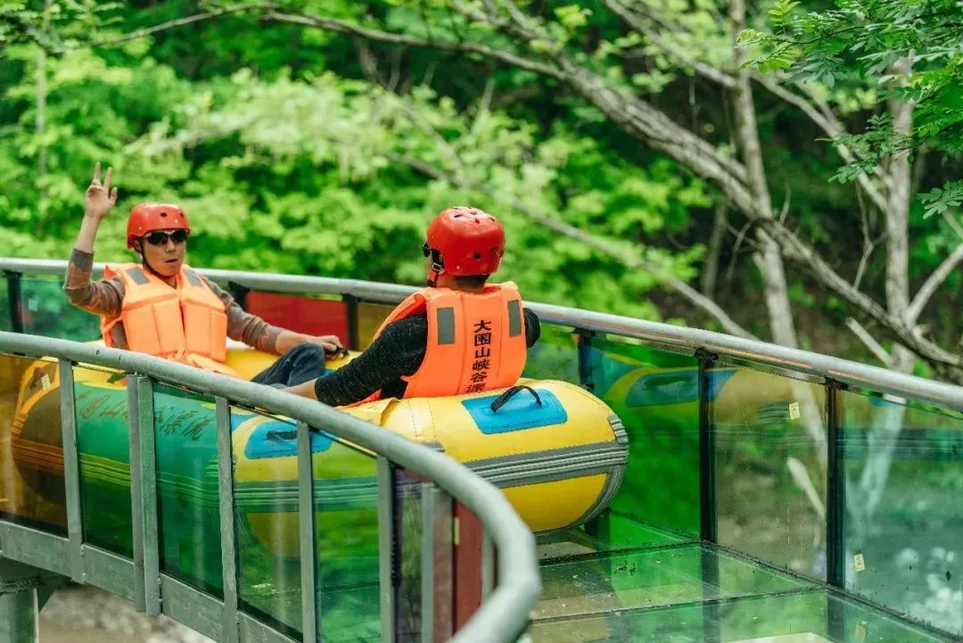 刺激买一送一浏阳首家空中玻璃漂流强势来袭