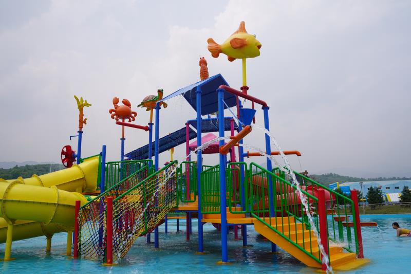 high玩一夏畅爽庞泉沟水上乐园