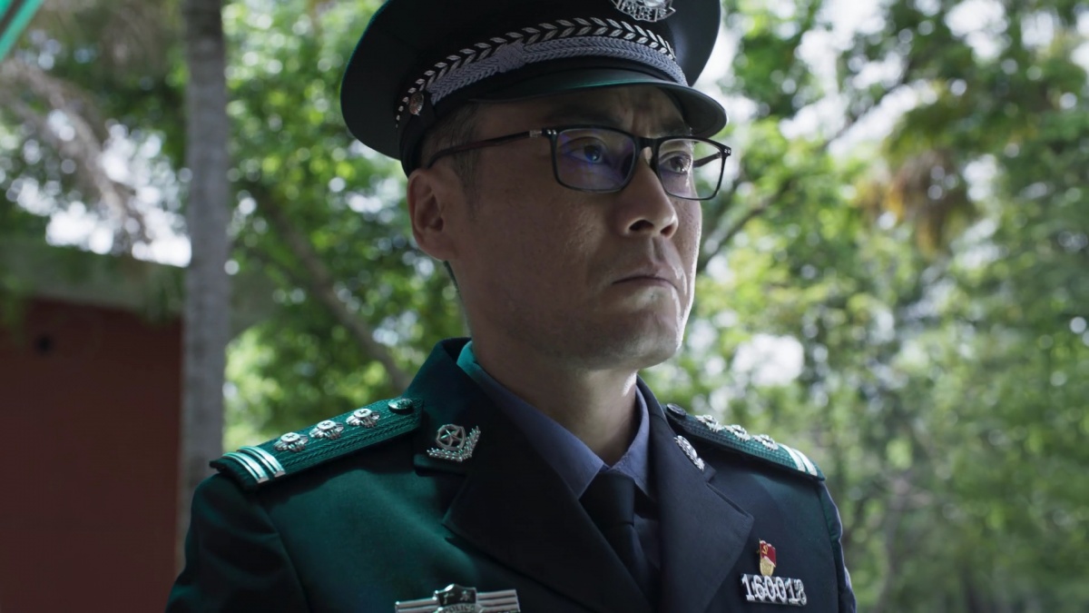 那操场下的英魂告诉我们正义从不会缺席只会迟到