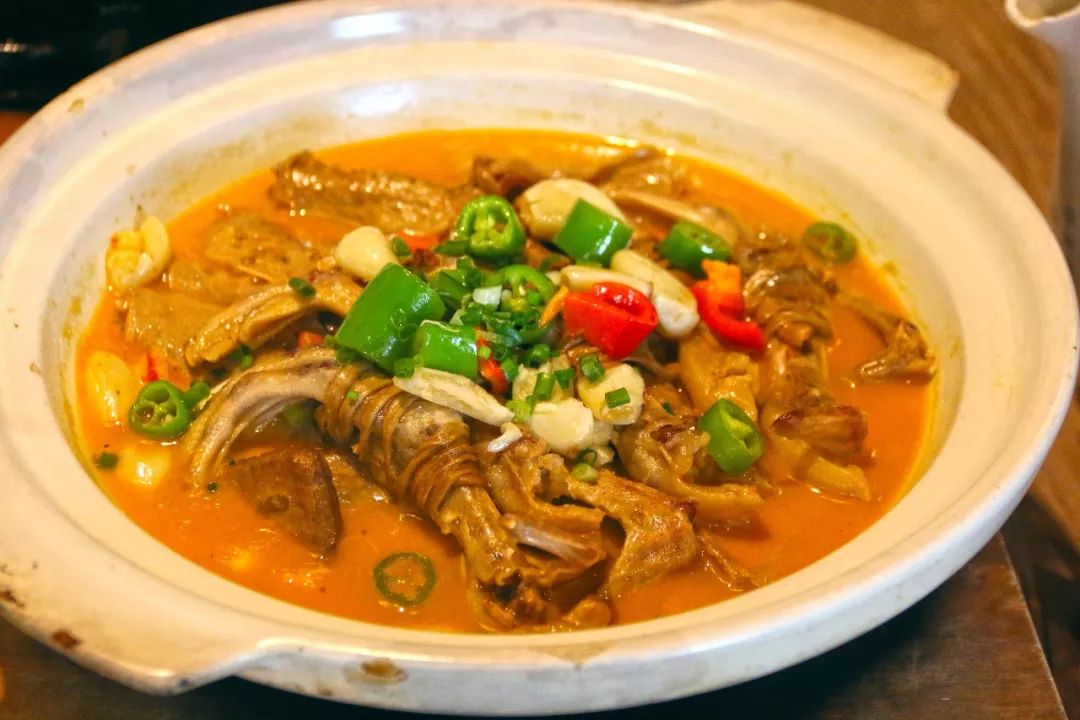 水阳三宝 49元特色的菜品不太适合改掉太多,那就不叫特色了,最徽式的