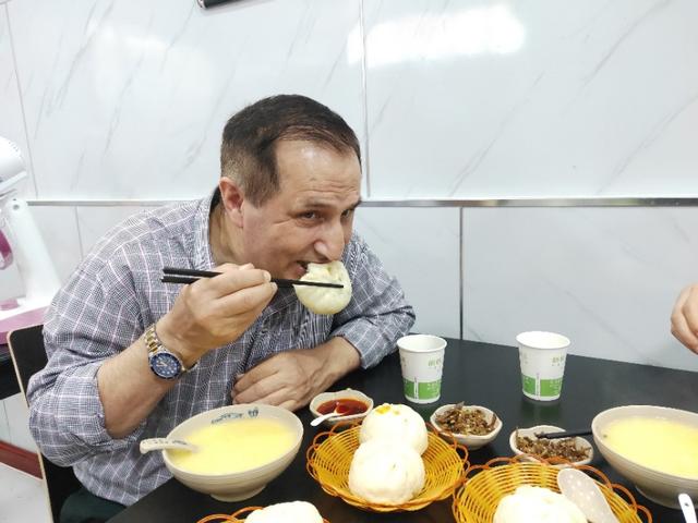 大秦笼王:老外不远千里来咸阳吃包子