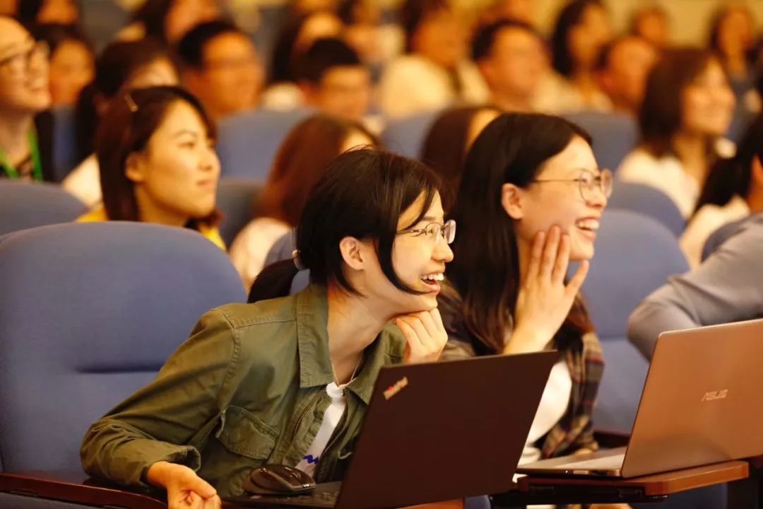 全国高校公益巡讲告一段落,我们九月再见