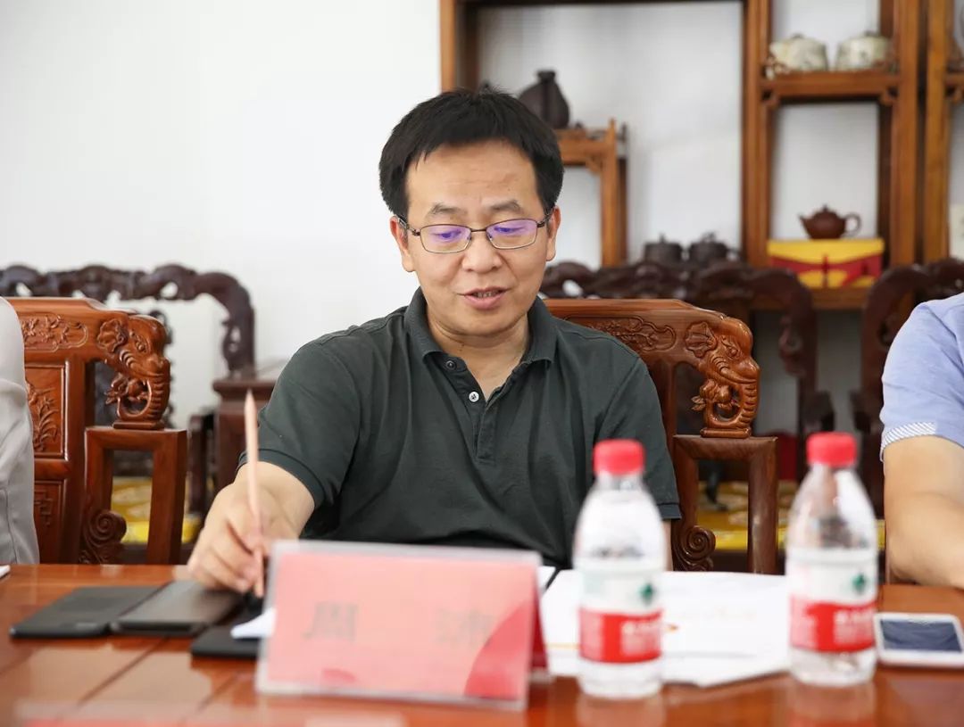 工作动态北戴河高新区管委会副主任田力男到我委员会交流座谈