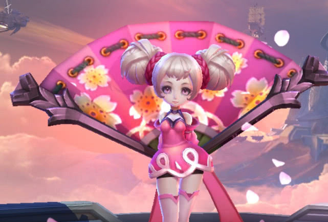 小乔最受欢迎的扇子萝莉选图2富婆选图4钢铁女选图5无疑