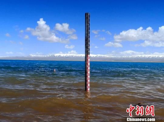 青海可可西里投运应急水文监测设备应对水患