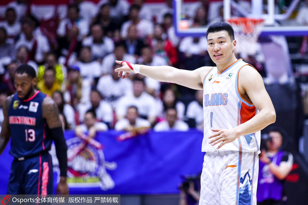 新疆男篮:李根为首冠立下汗马功劳 祝在上海更加辉煌_篮球