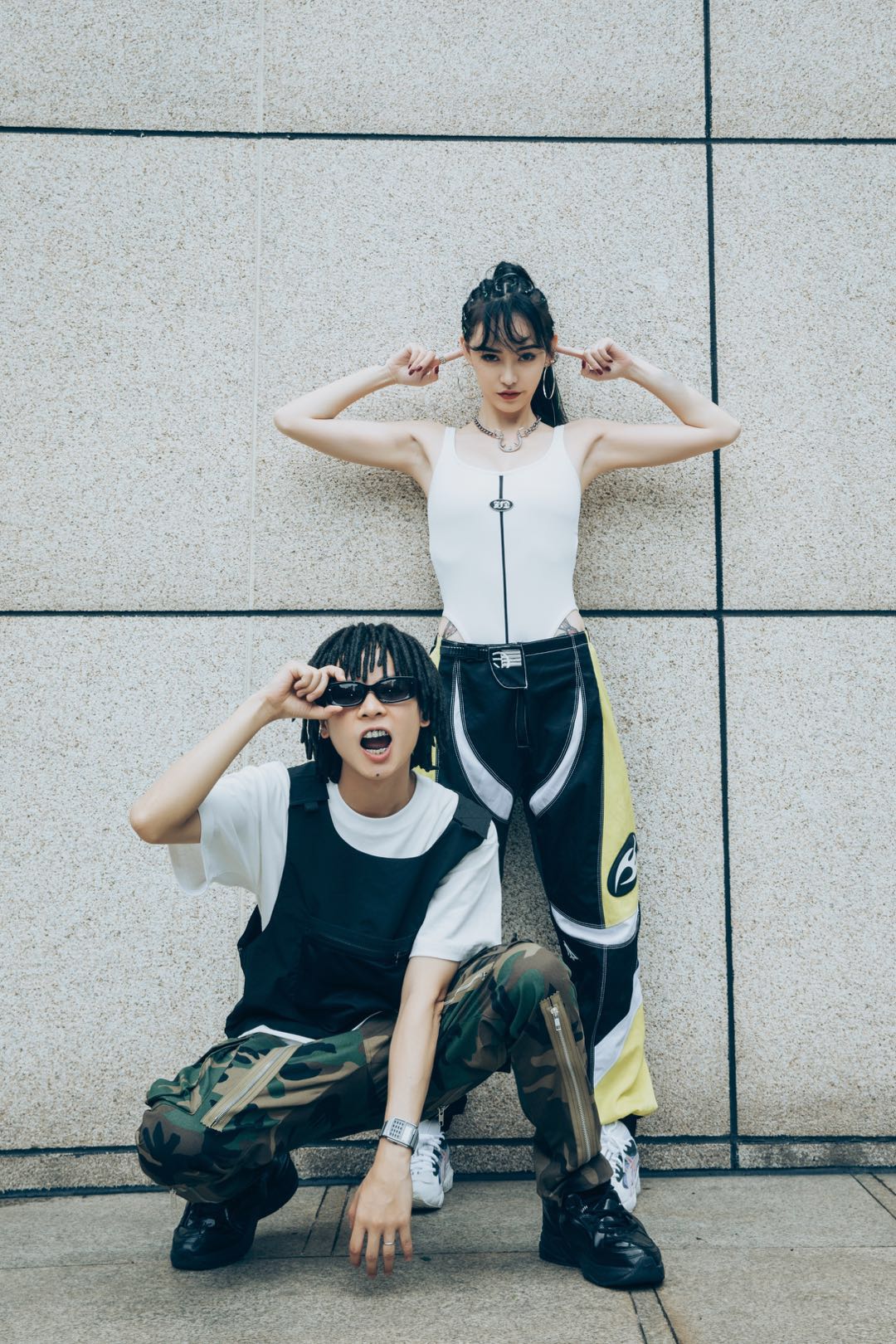 李方丁出席黑蚂蚁影业发布会 献唱《铤而走险》同名主题曲燃炸现场