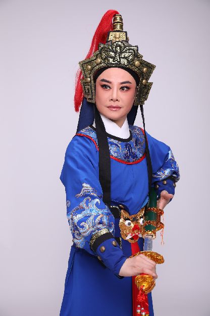 视频鸣谢:小芳迷 是因为越剧之家,让我认识了越剧里有位名叫裘巧芳的