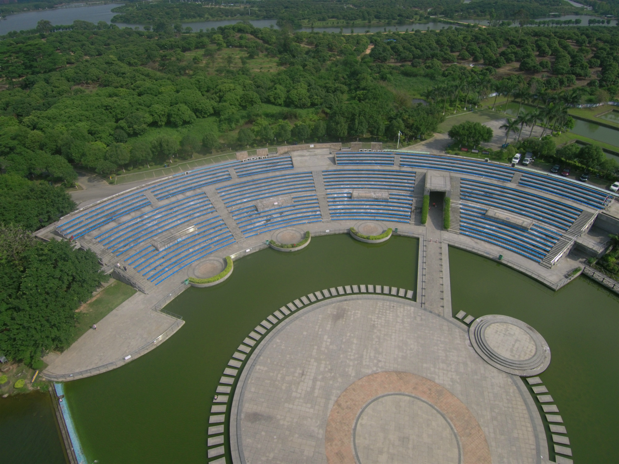 航拍图片:东莞松湖广场,松山湖胜景,好美