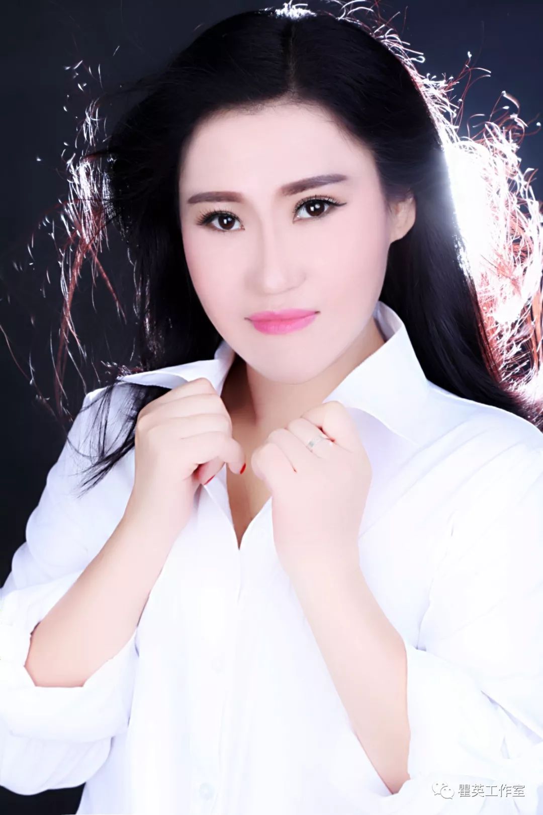 明星影像超燃海量美图带你看歌手瞿英最美的样子