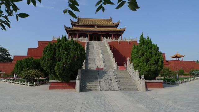 朱棣死后的第二年,朱橚也死去.