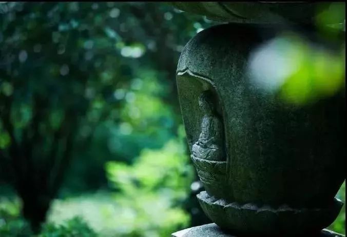 心怀敬畏禅静世界