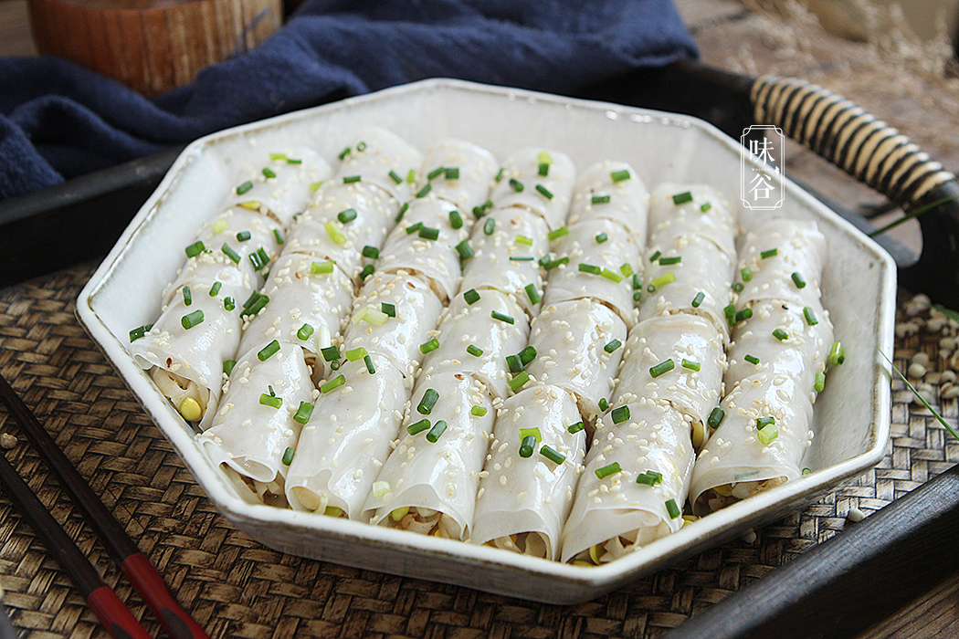 原创广东阳江的特色小吃,一块钱一条,咸香可口,早餐一人能吃一大盘