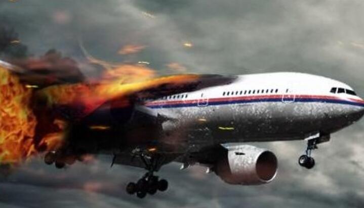 原创马航真相刚刚查明又一架美制飞机坠毁机上所有人惨遭大火吞噬