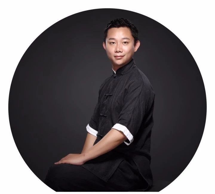 朱小龙老师香翼香道资深香道培训导师全力倡导传承中国六千年完整香文