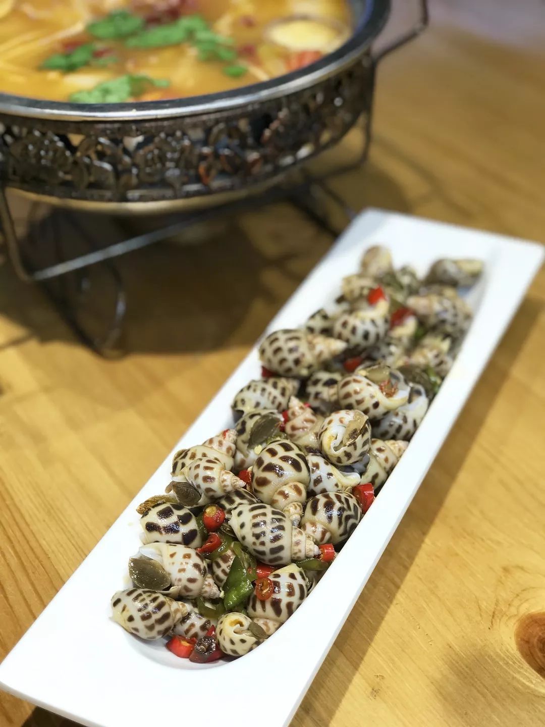凉吃钉螺钉螺下酒鲜香麻辣吸着吃也是饶有趣味