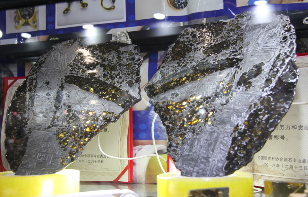 陨石科普展带你一睹宇宙遗珠的神秘