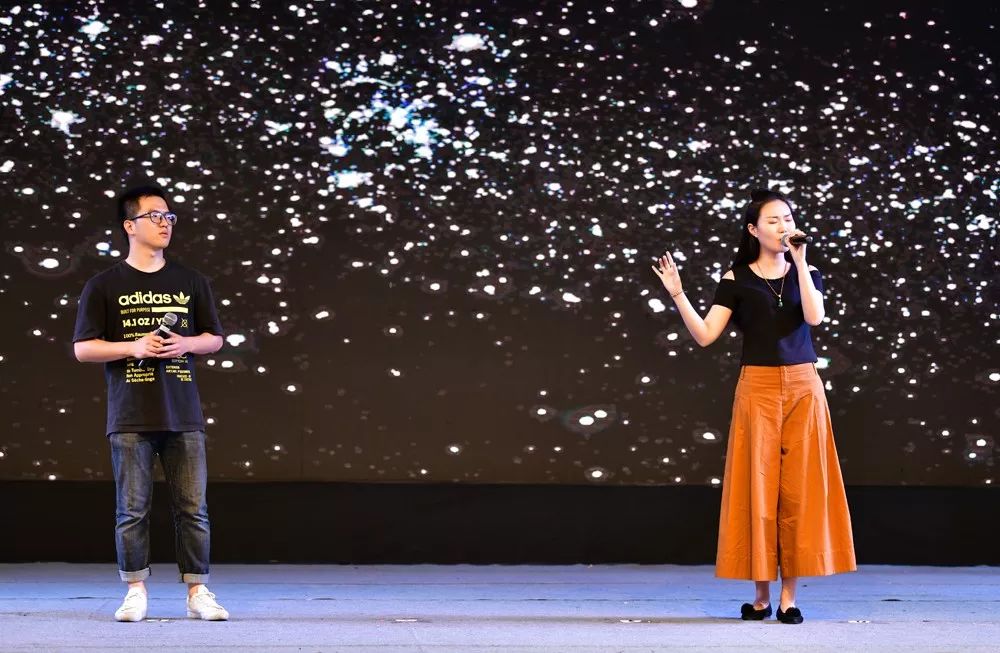 大赛设海选赛,复赛,总决赛3个赛程,凡工作,学习或居住在北仑区域内