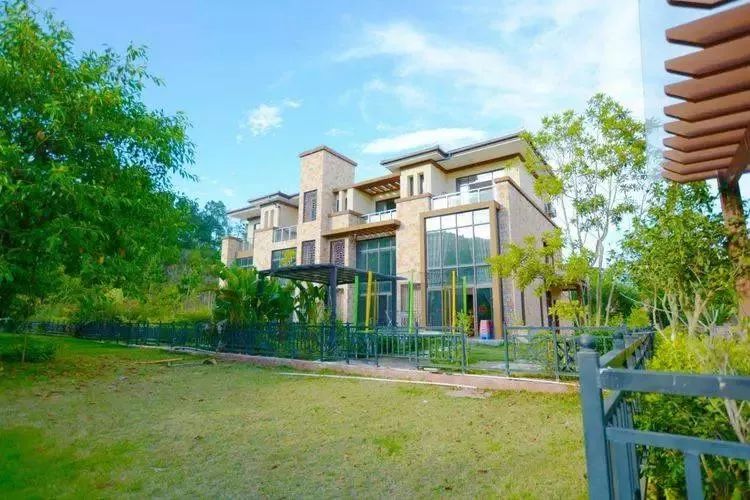 泳池别墅￥900栋住惠州小隐温泉4房别墅稀缺别墅独立温泉泳池入户赠5