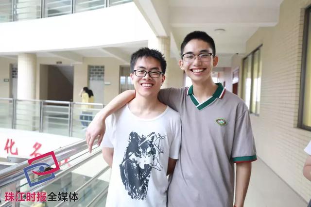 佛山学霸同桌一起上清华高分秘诀曝光太厉害了