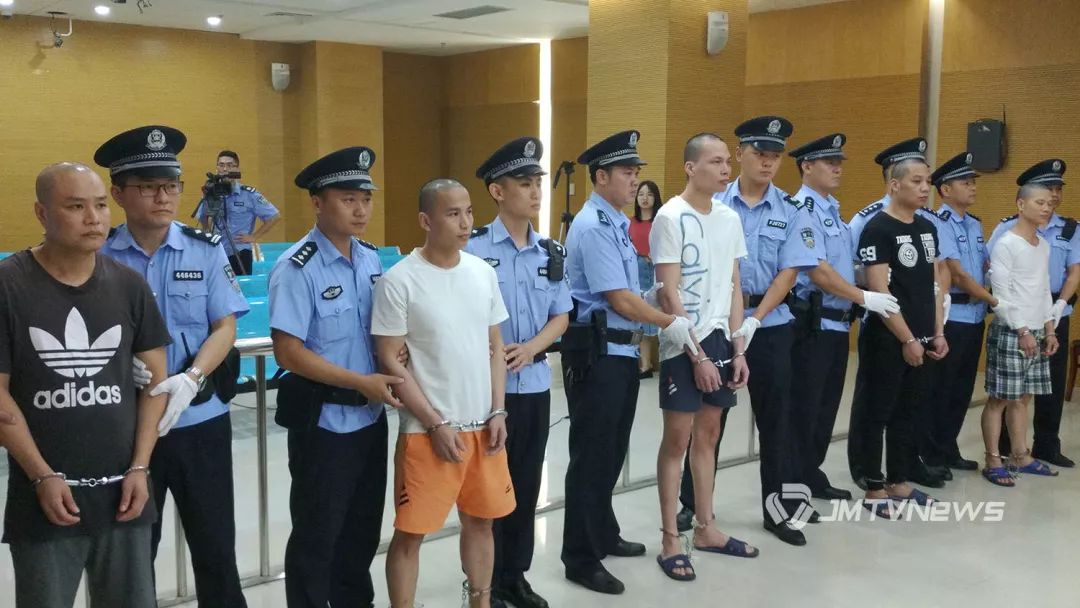 三毒犯一审获死刑江门中院公开宣判一宗贩卖,运输毒品案今天(6月26日)
