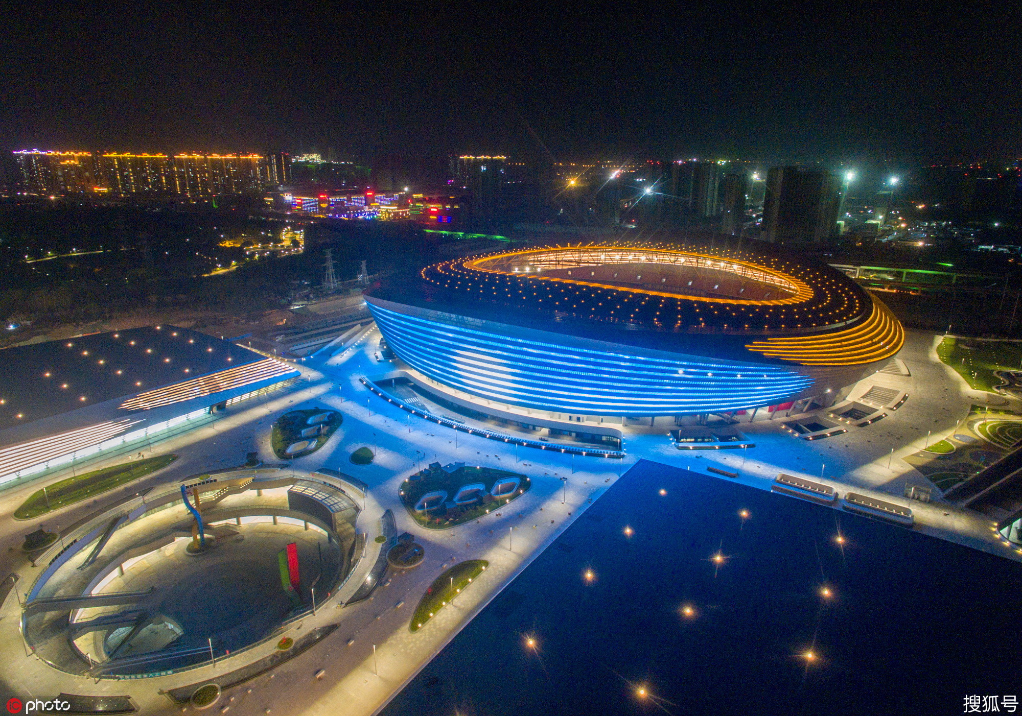 郑州奥体中心图片夜景图片