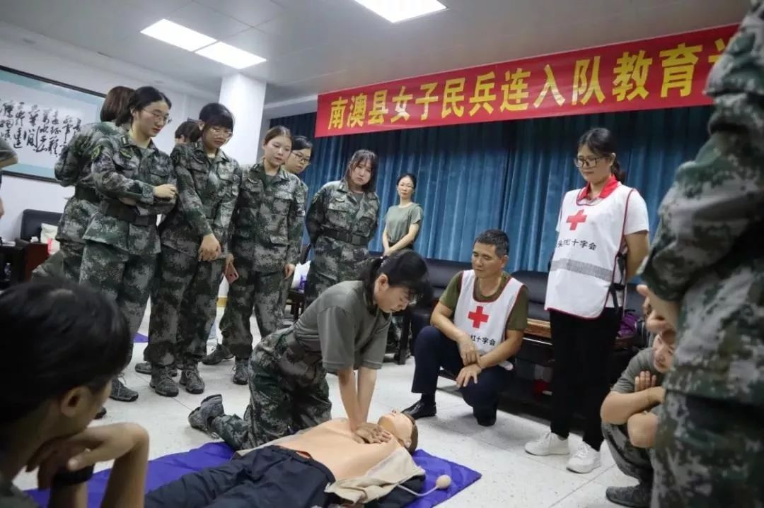 "巾帼不让须眉"—— 南澳最帅女民兵!