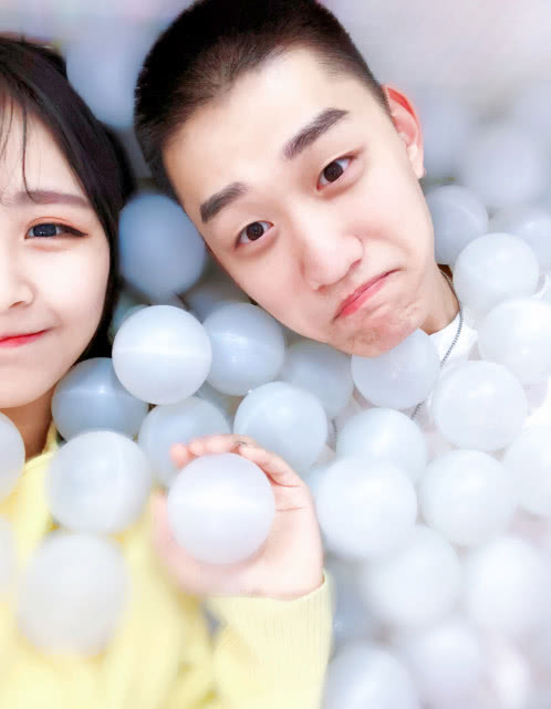 流产接着血管瘤,休养不到三个月继续开吃,大胃王用养男友!_妹妹