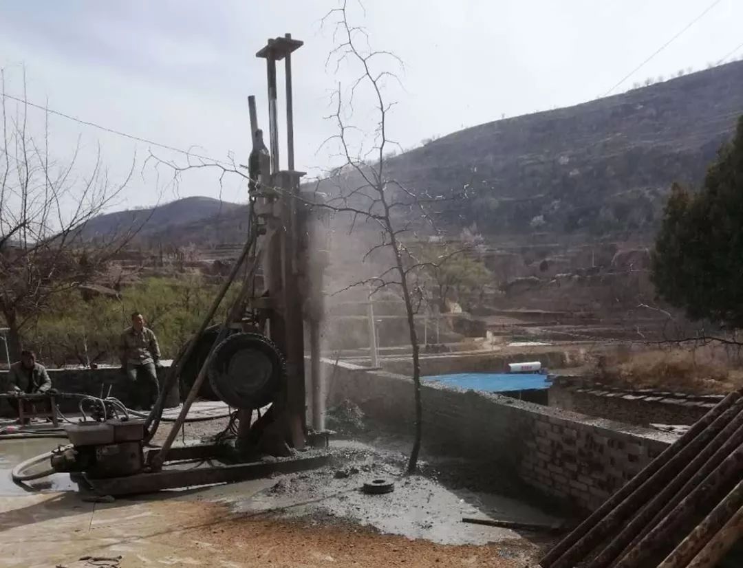 水利局6月25日,县交通运输局局长白三平带领相关技术人员会同绥延高速