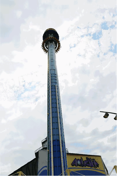 野外探险,巨鲸战锤飞跃星云,星海奇遇开挂云顶星河游乐王国强势来一波