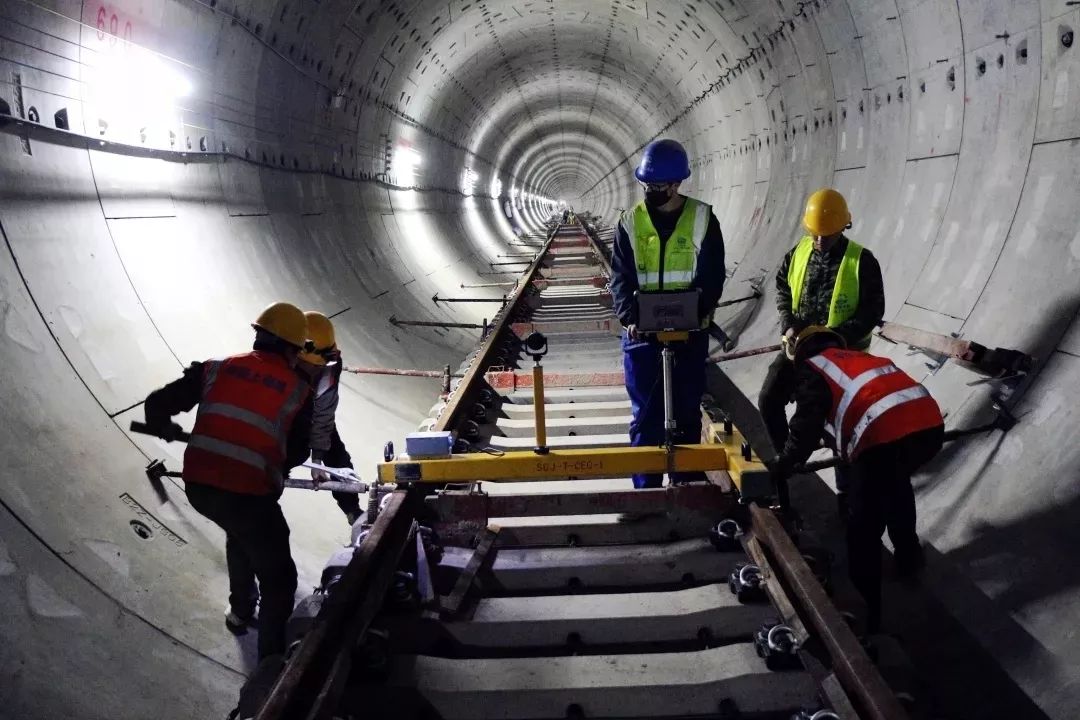 聚焦换乘之王来了杭州地铁5号线首通段开通试运营