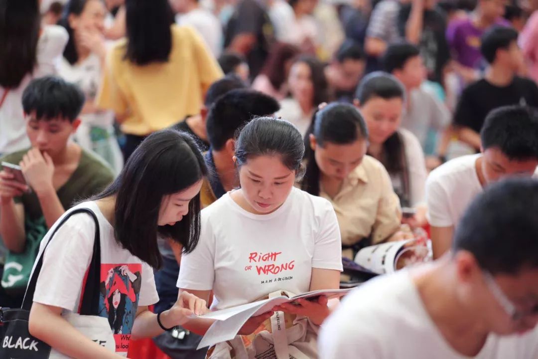 高考放榜後惠州家長學生今天齊聚這裡