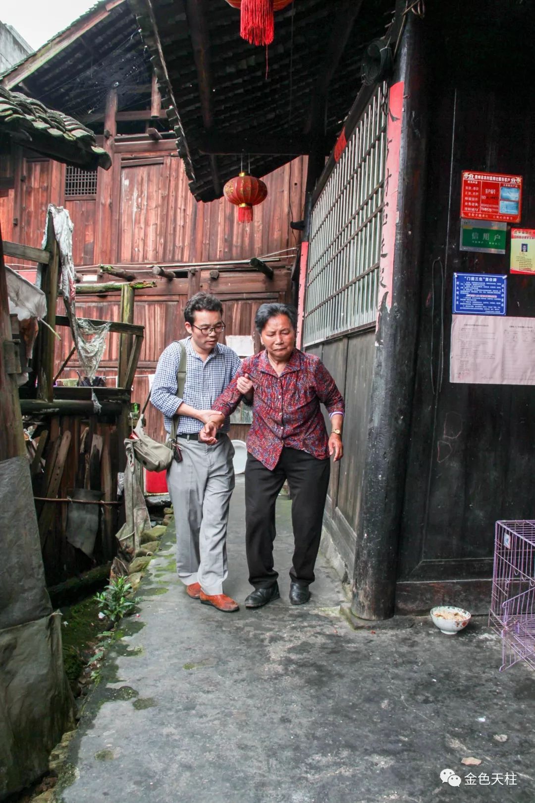 舍小家顾大家当好村里人做好村里事天柱这位第一书记驻村更驻心