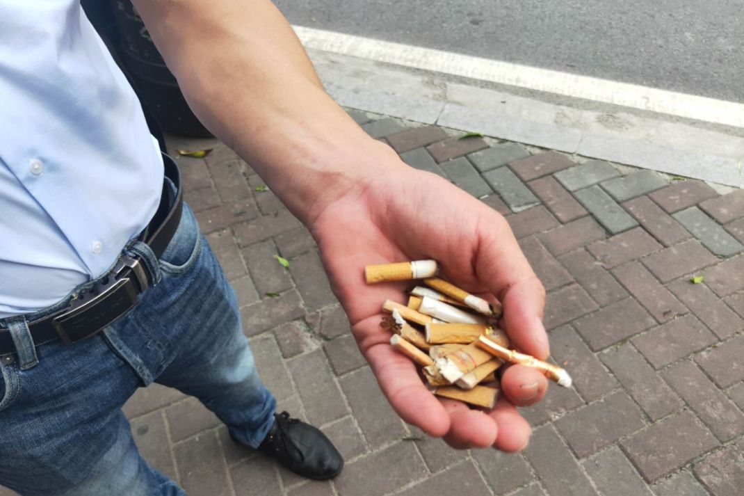 曝光台丨曝光不停罚款不止乱丢烟头行为的人我们盯上你了