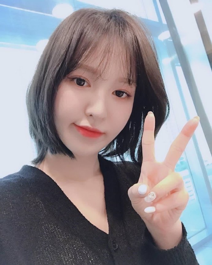 rv《朴素贤的love game》电台自拍公开 没有尽头的美貌!